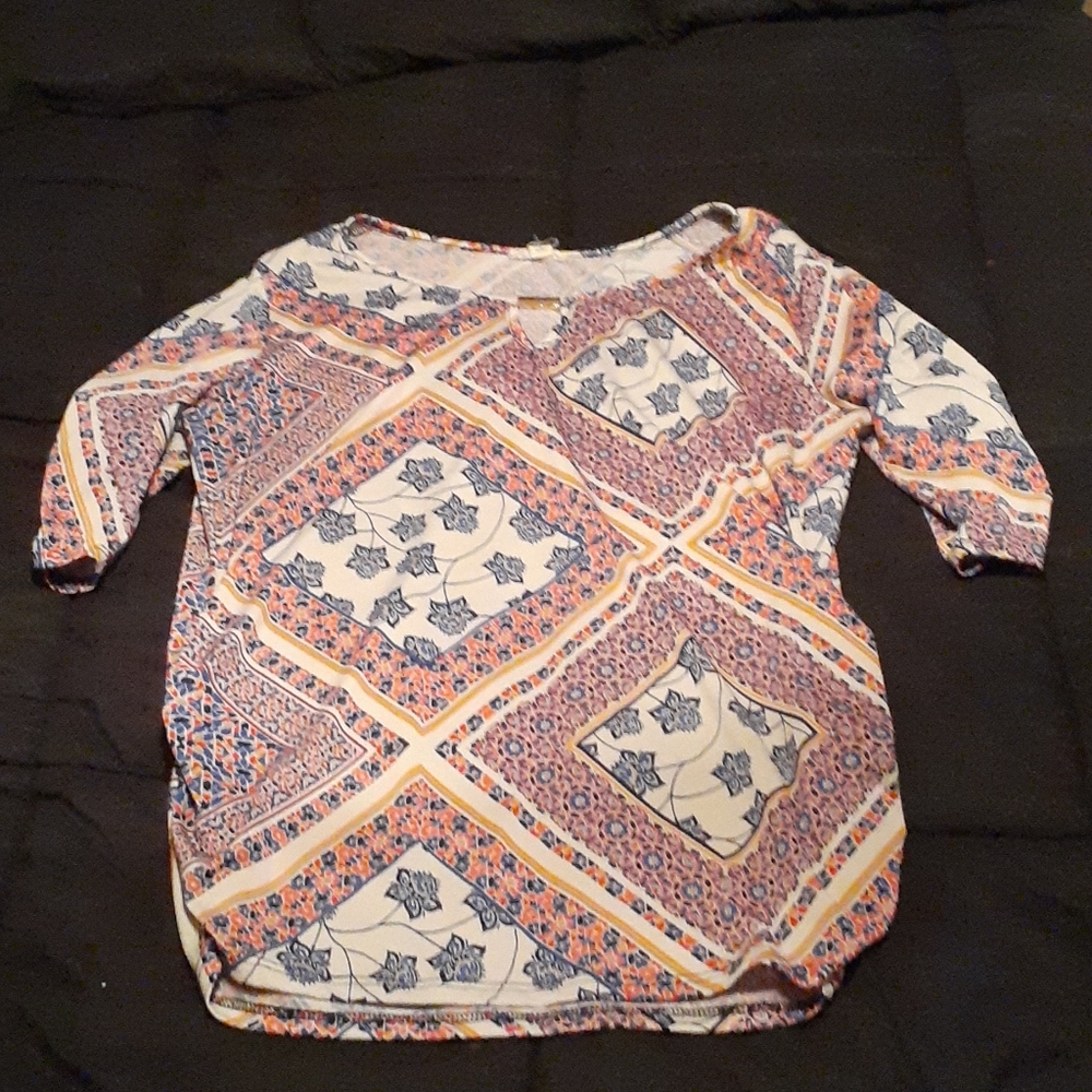 Womans ( L ) multi colored printes blouse